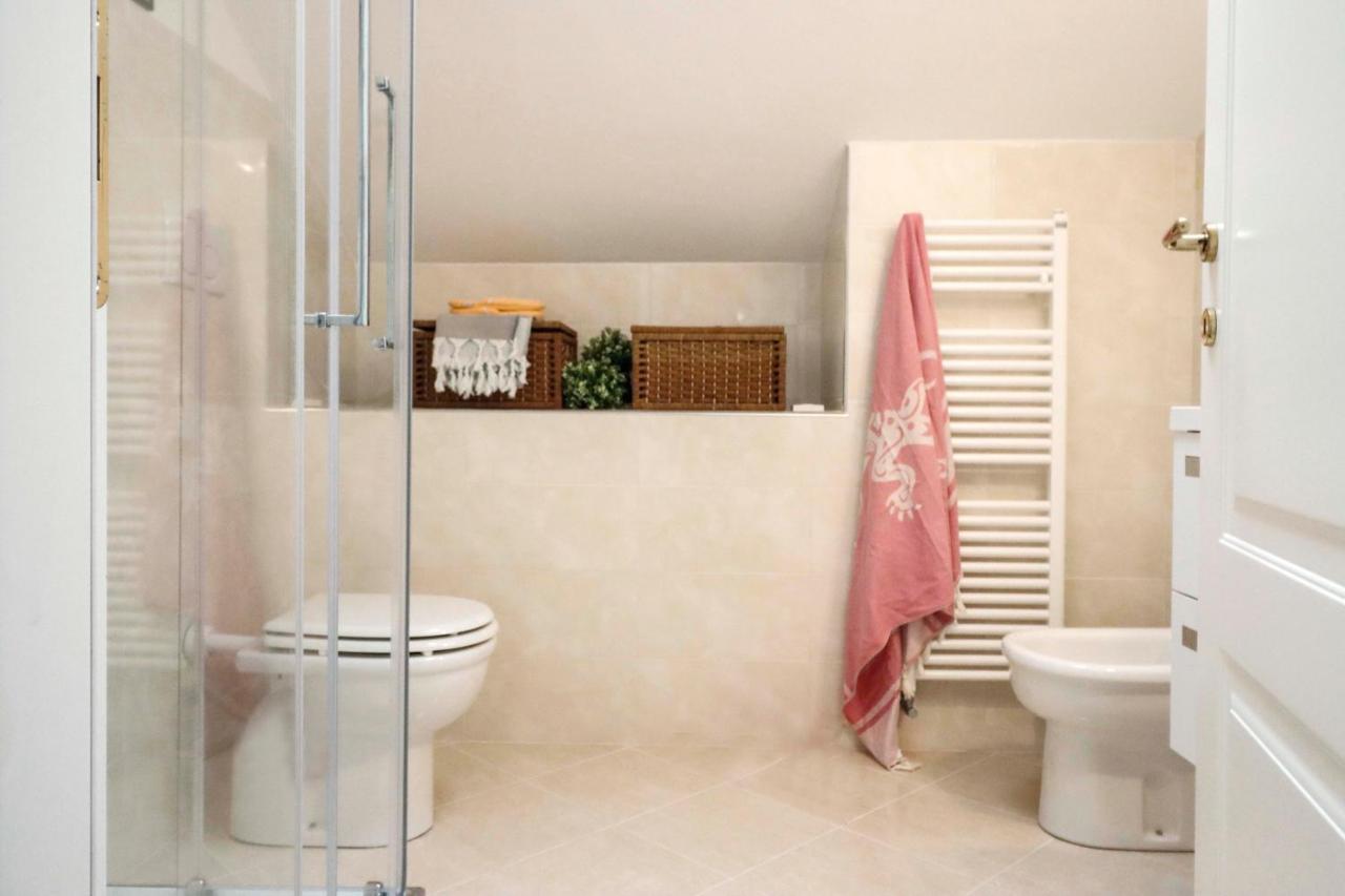 Casaviva - Central Seaview Penthouse In คาโมยลี ภายนอก รูปภาพ